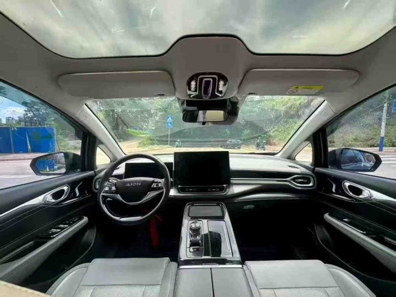 南宁22年传祺埃安V5