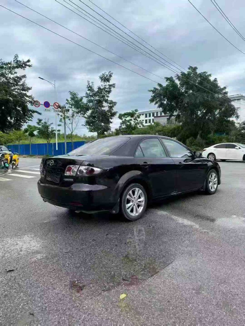 南宁15年马自达68