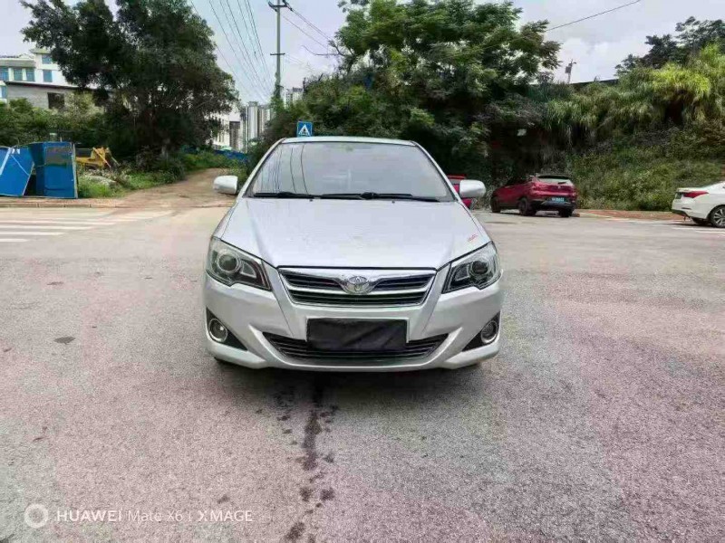 南宁16年丰田花冠1