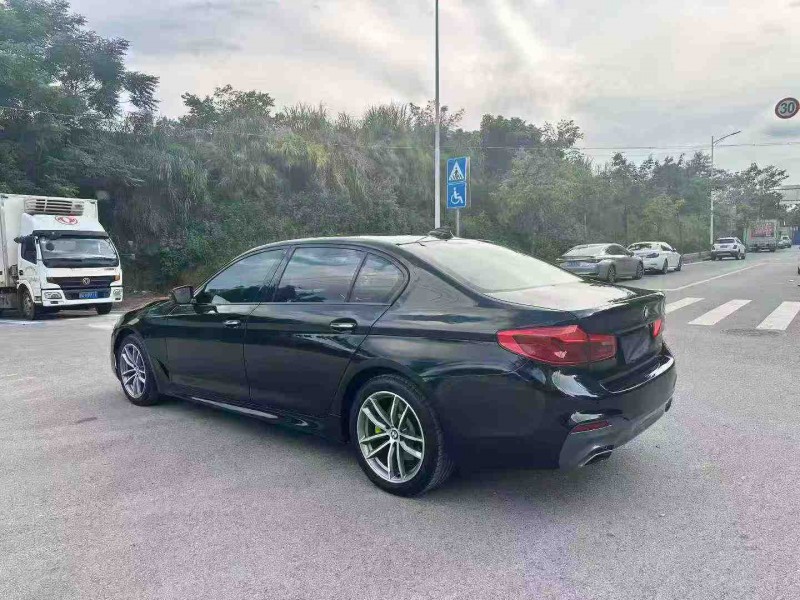 南宁18年宝马5系7