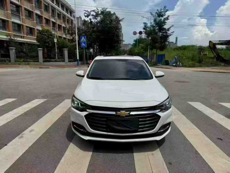 南宁22年雪佛兰科鲁泽1