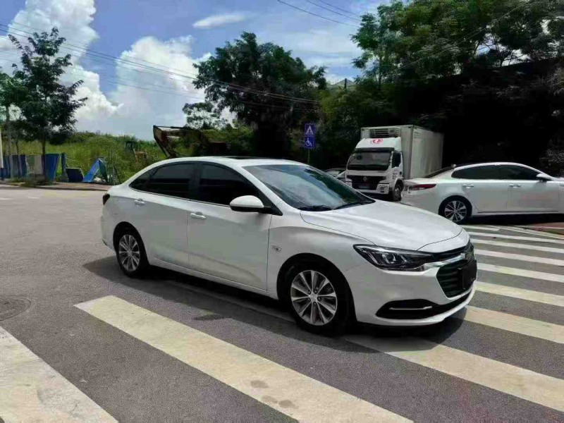 南宁22年雪佛兰科鲁泽2