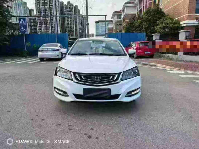 南宁17年吉利帝豪1