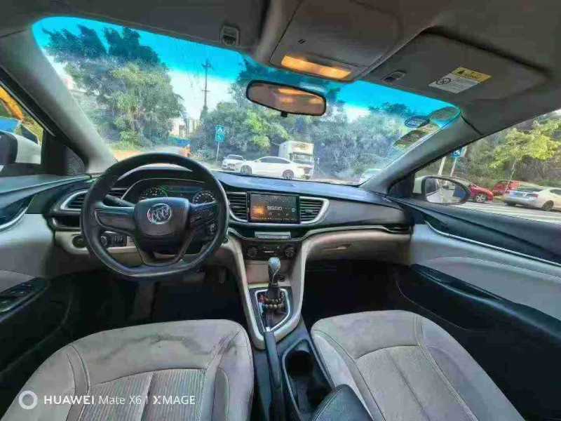 南宁18年别克英朗5