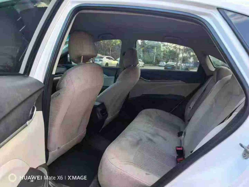 南宁18年别克英朗6