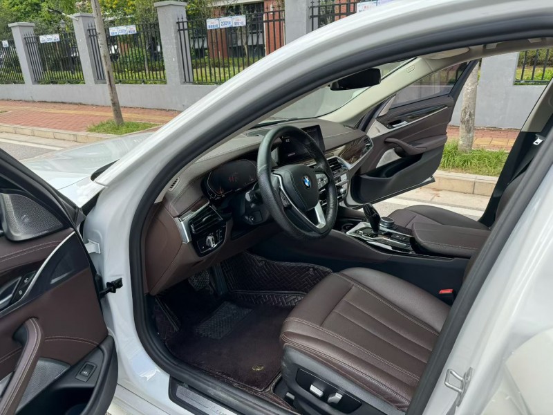 南宁20年宝马5系4