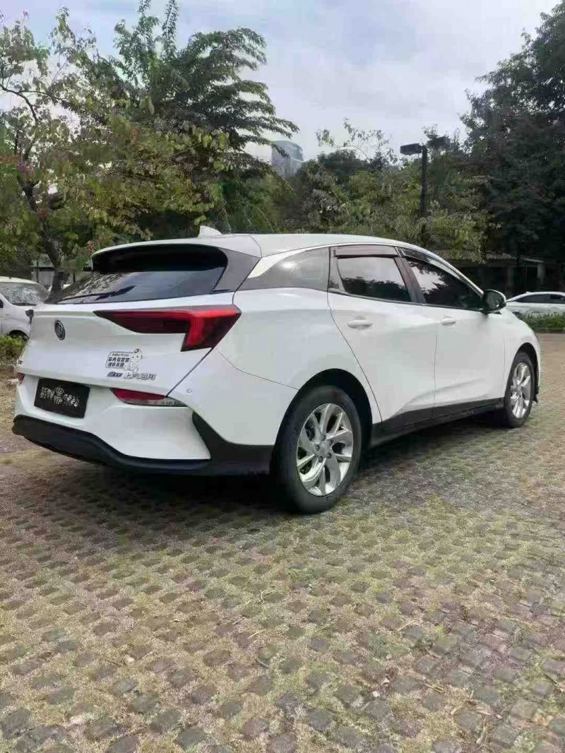 广州24年别克微蓝7