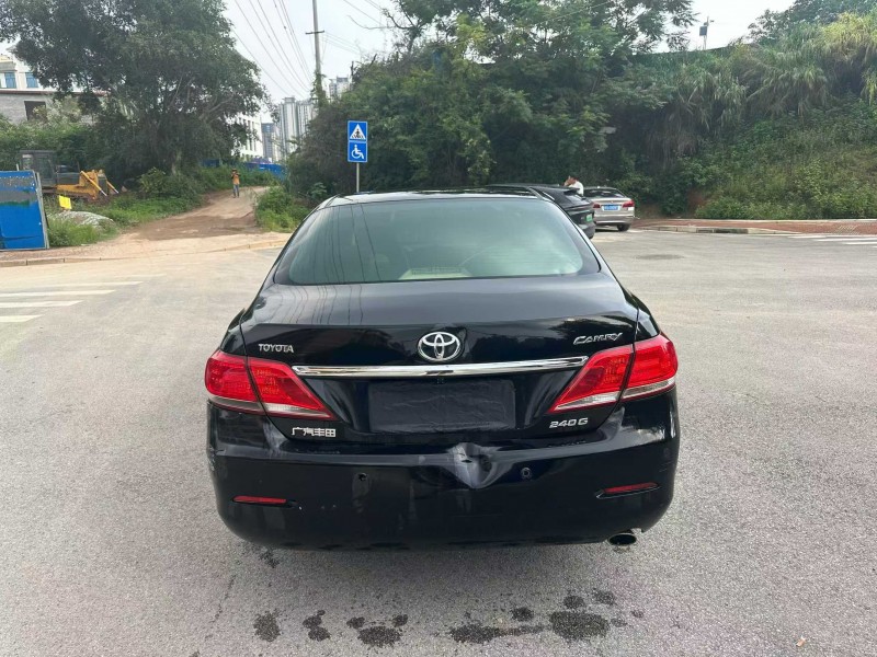 南宁10年丰田凯美瑞9