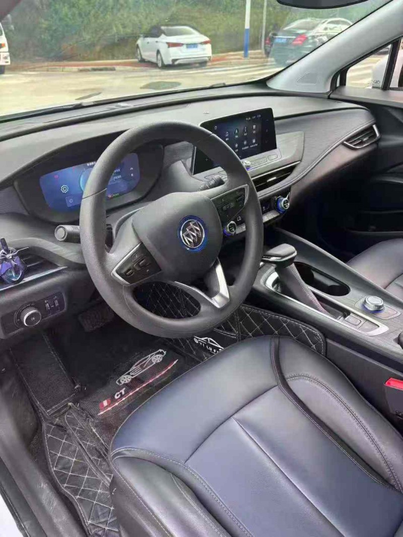 南宁24年别克微蓝4