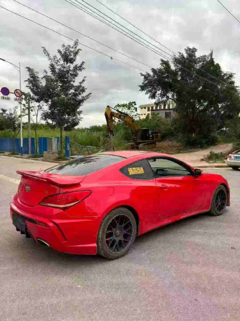 南宁12年现代劳恩斯酷派8