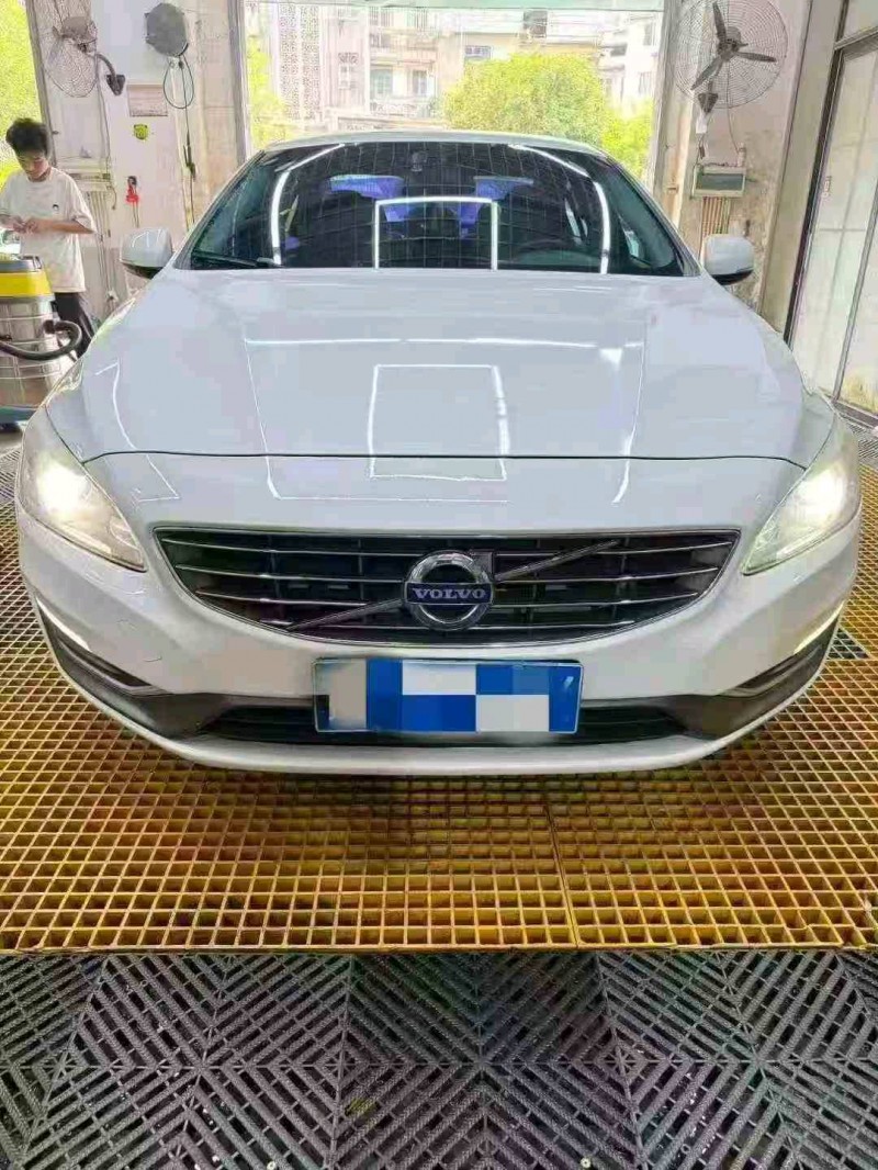 九江17年沃尔沃S60L1