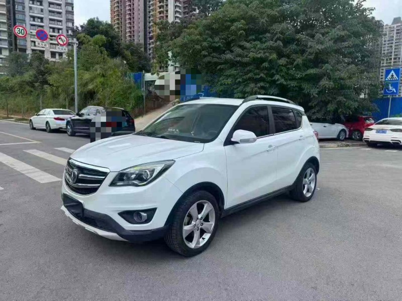 南宁18年长安汽车CS352