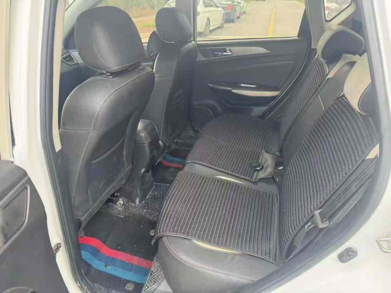 南宁18年长安汽车CS357