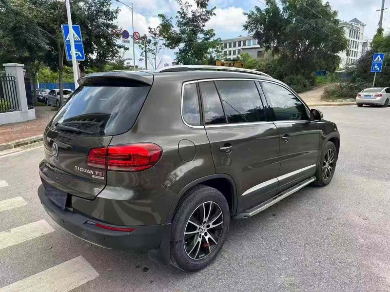 南宁14年大众途观8