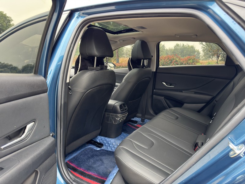 盐城22年现代伊兰特7