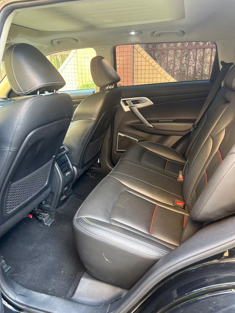 东莞18年吉利博越8