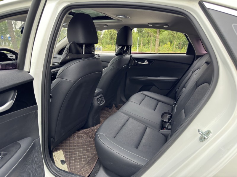 佛山21年起亚K37