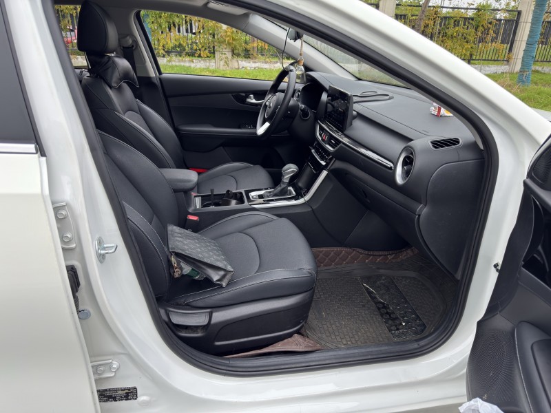 佛山21年起亚K39