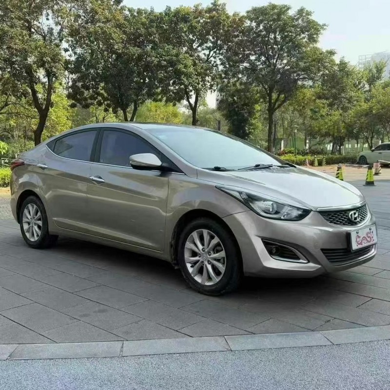 佛山18年现代朗动3