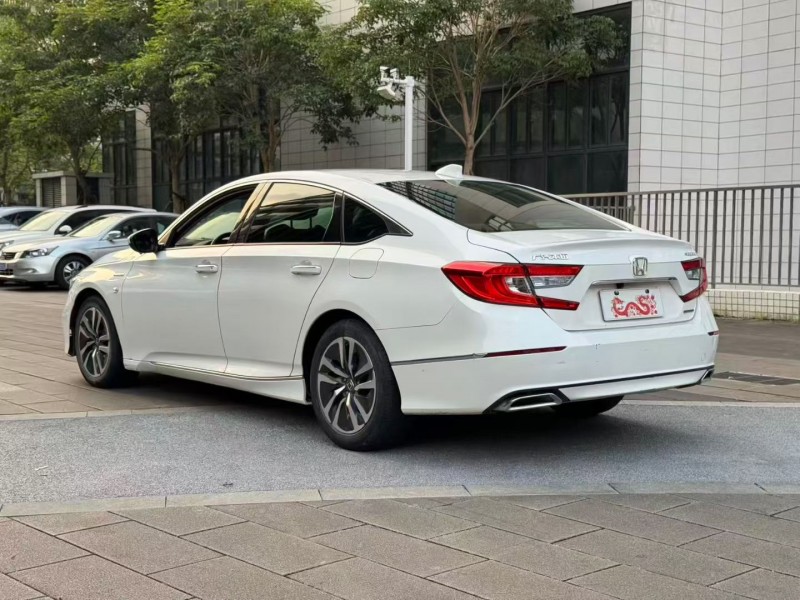 佛山20年本田雅阁7