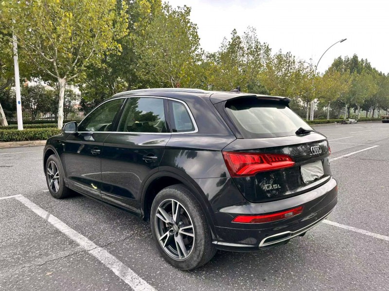 苏州19年奥迪Q57