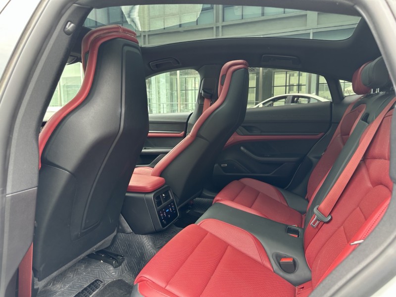 盐城22年保时捷Taycan5