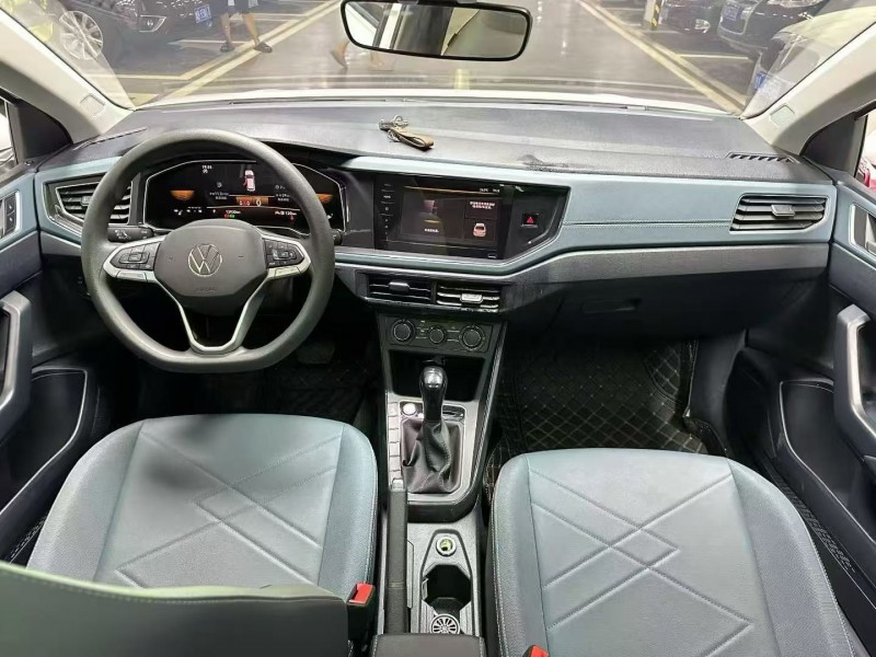 成都23年大众朗逸5