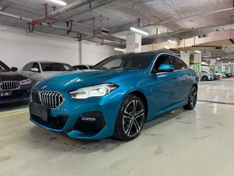 成都22年宝马2系2