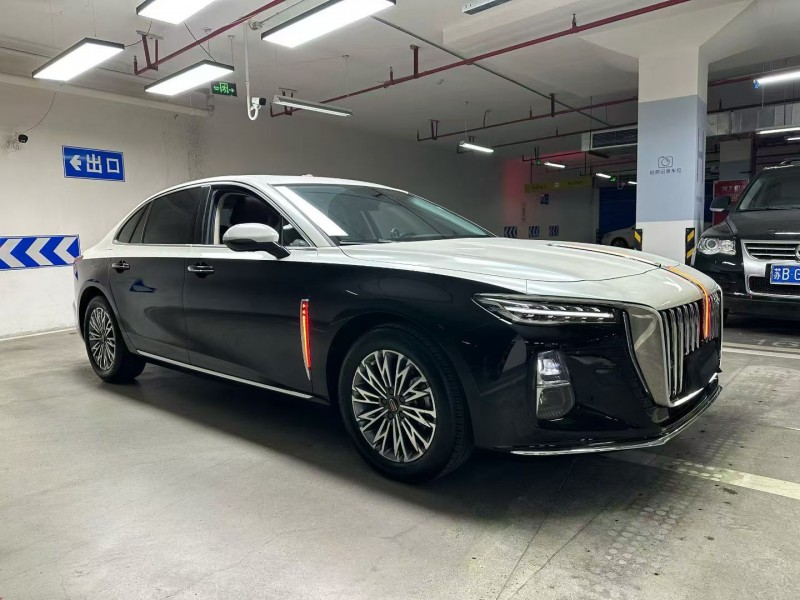 成都23年红旗H52