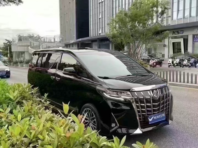 深圳19年丰田埃尔法2