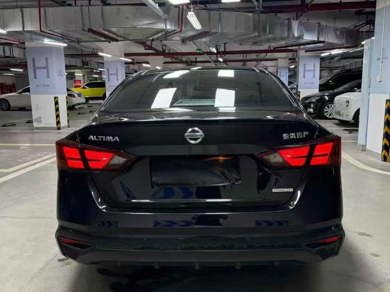 成都22年日产天籁9