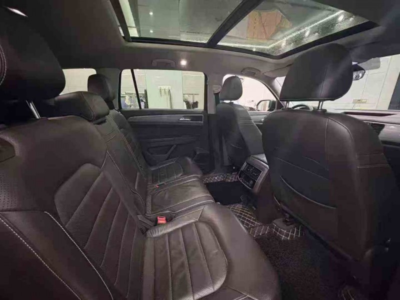 赣州17年大众途昂5