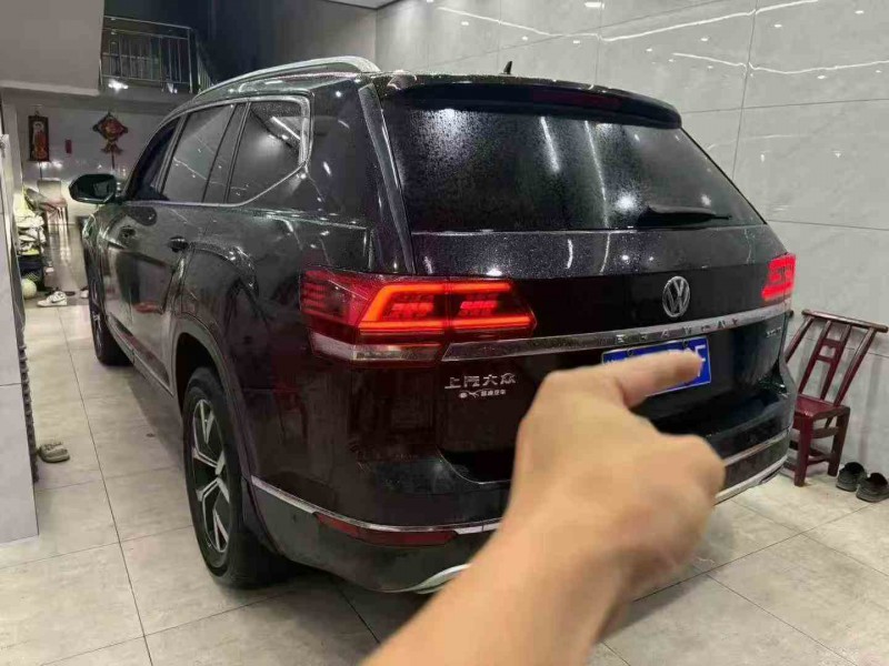 赣州17年大众途昂8