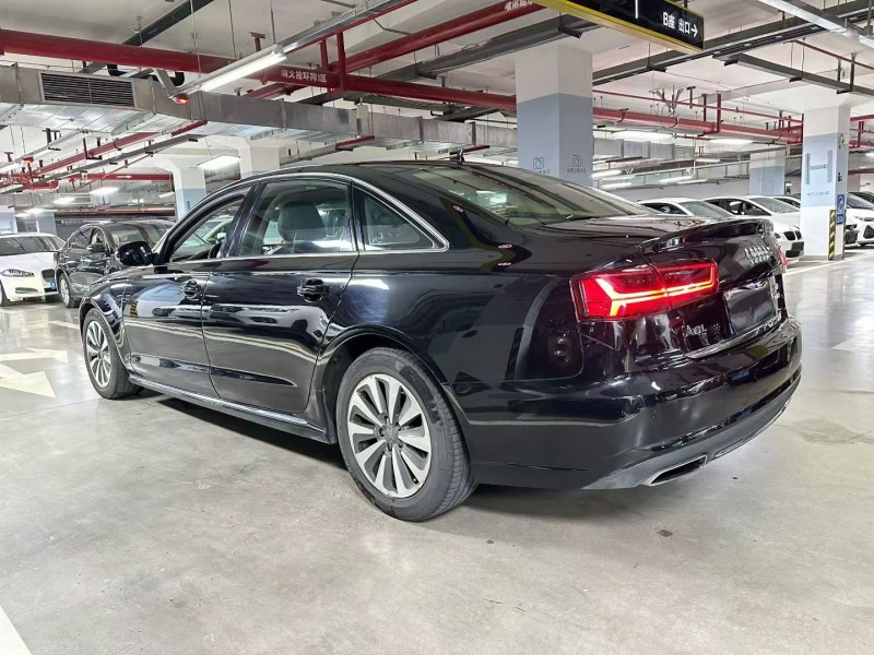 成都16年奥迪A6L8