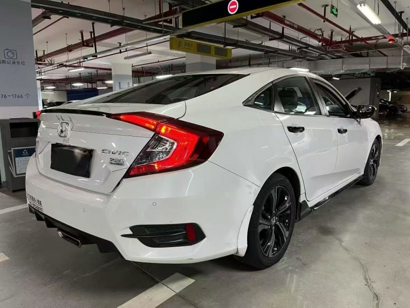 成都21年本田思域7