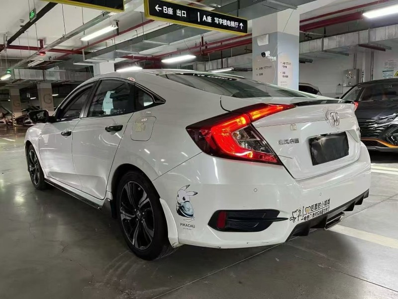 成都21年本田思域8