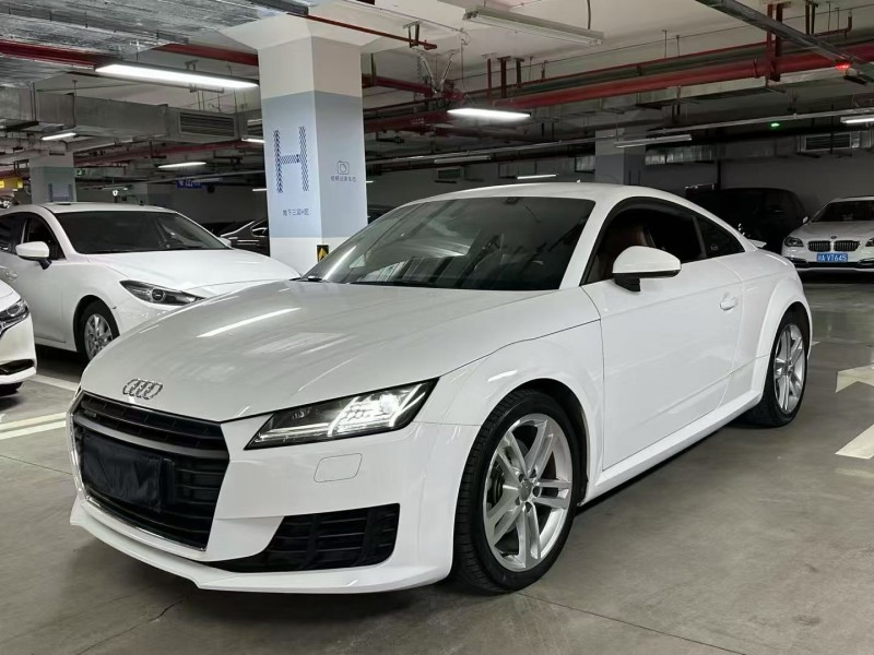 成都16年奥迪TT3