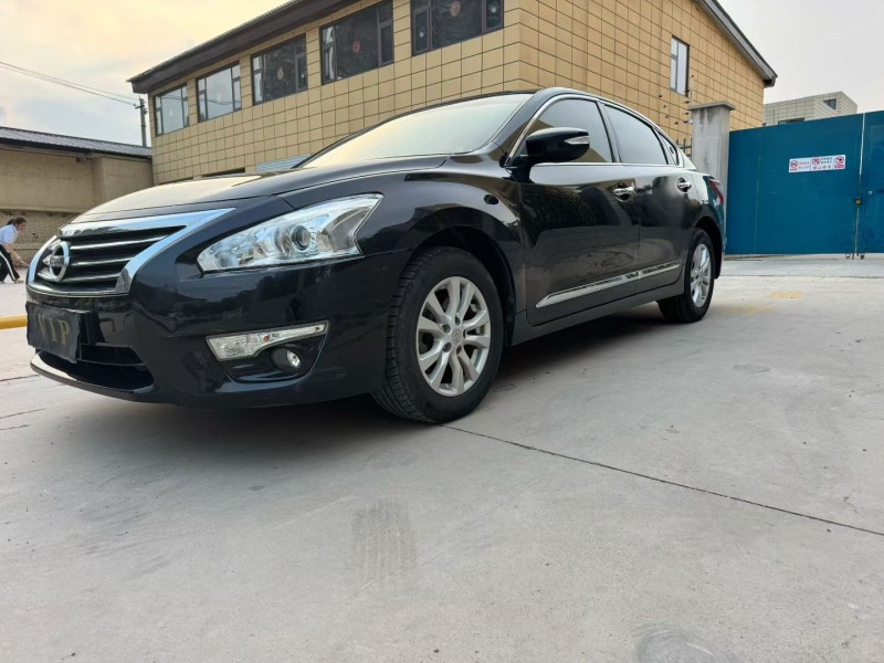 平顶山16年日产天籁3