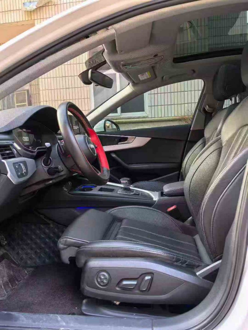 厦门20年奥迪A4L4