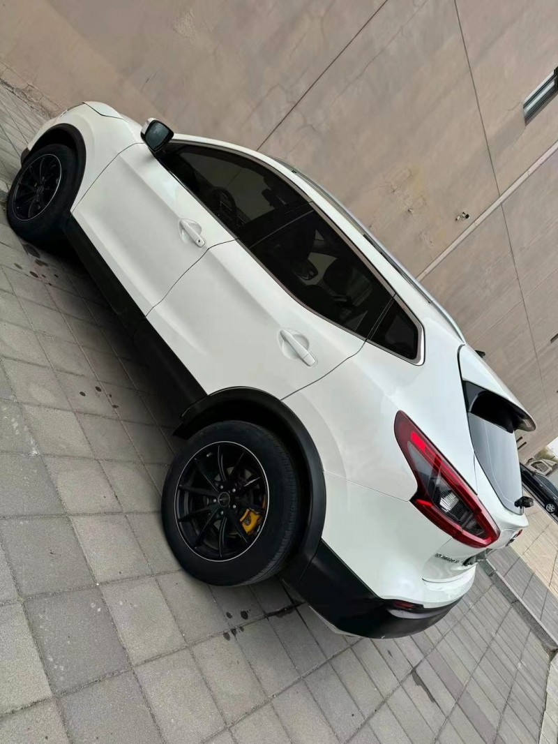 营口21年日产逍客5