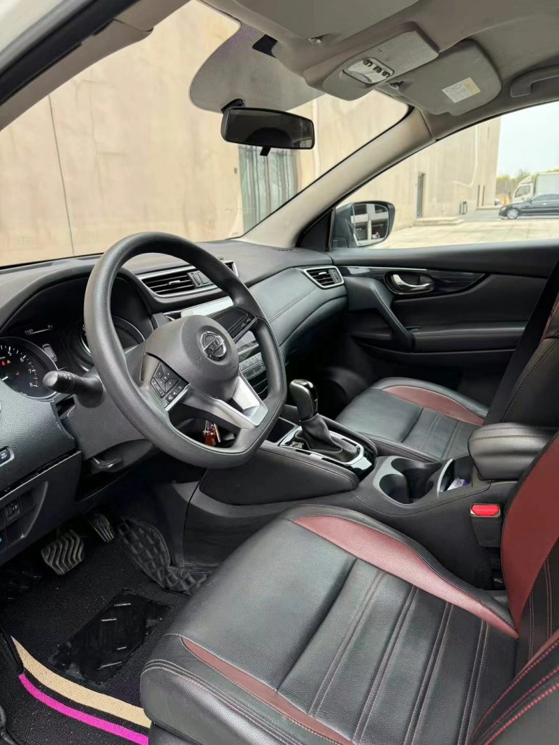 营口21年日产逍客6