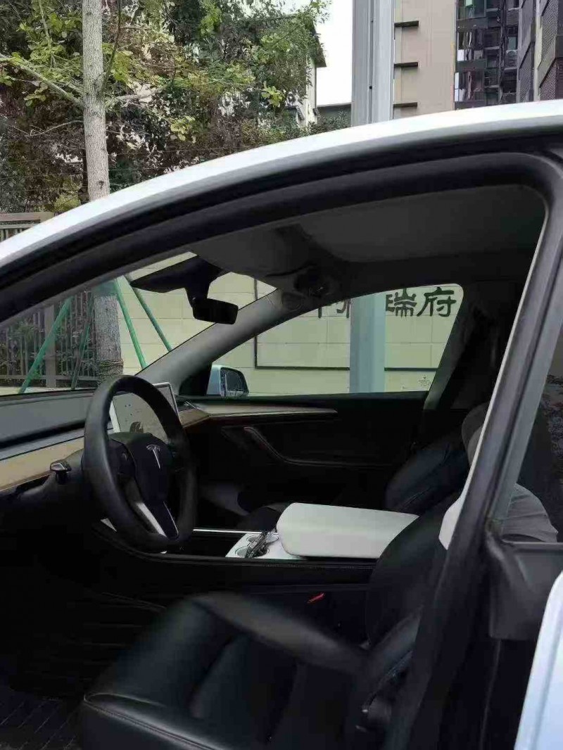 广元21年特斯拉MODEL Y5