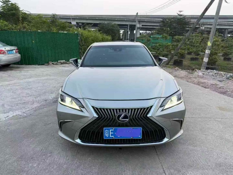 深圳20年雷克萨斯ES1