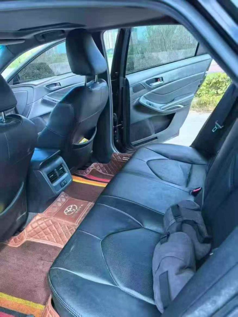 温州22年丰田亚洲龙5