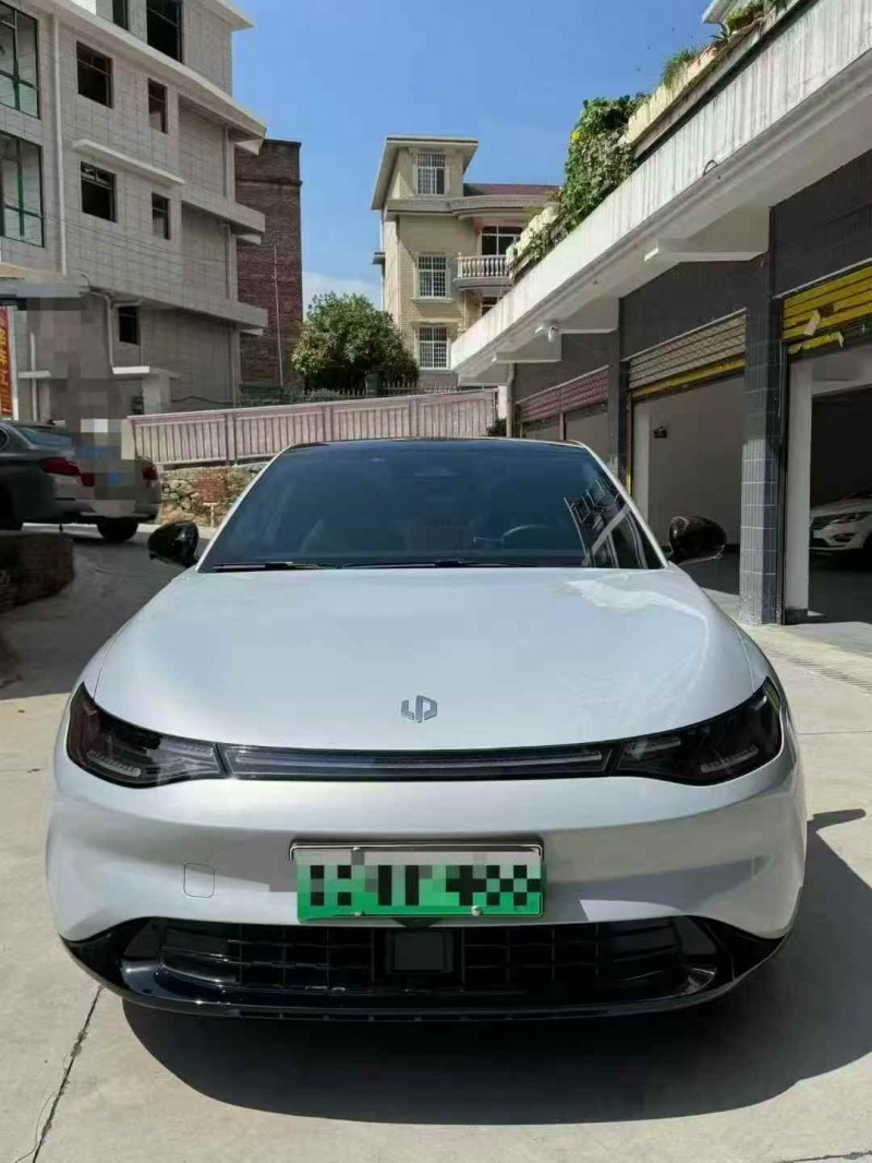 温州23年零跑汽车C011