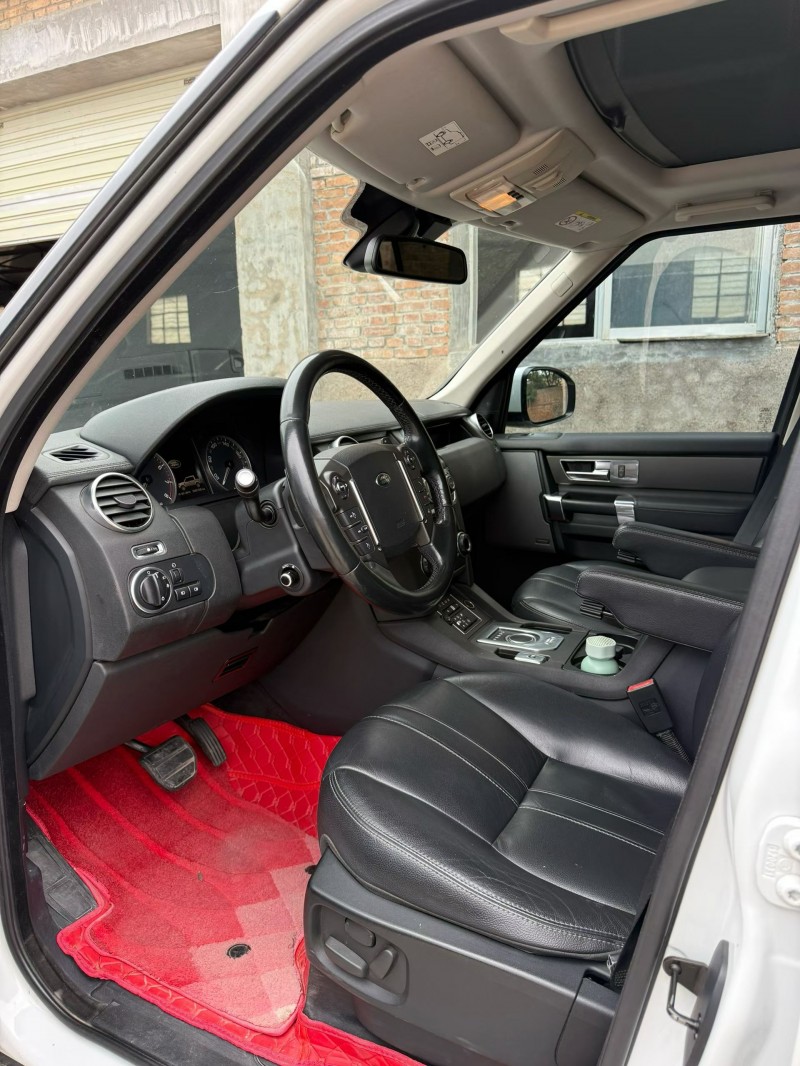 平凉15年路虎发现8