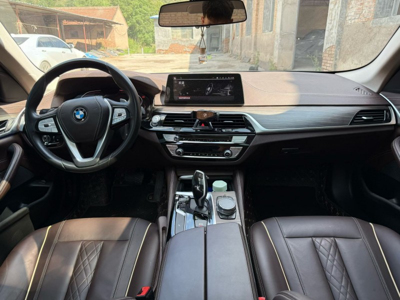 平凉20年宝马5系4