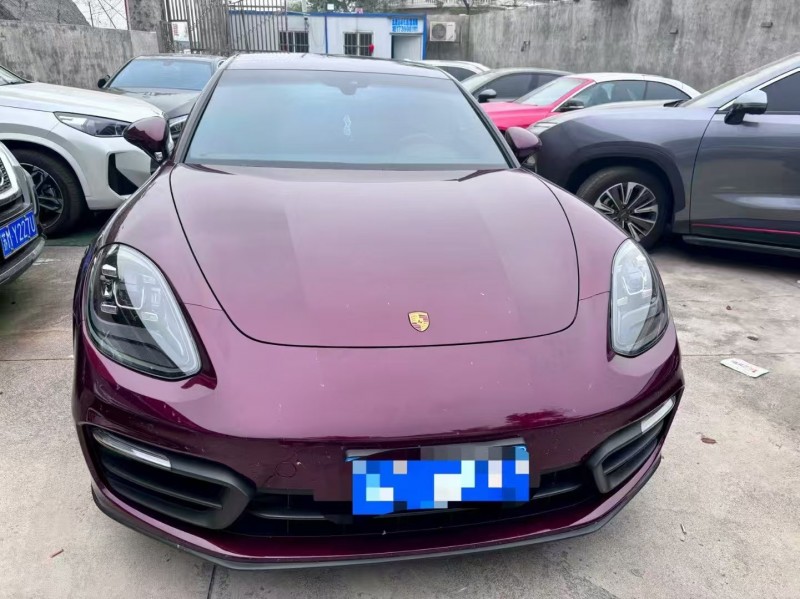 娄底21年保时捷帕拉梅拉1