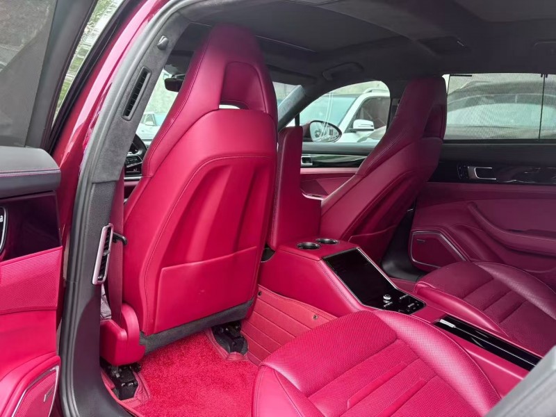 娄底21年保时捷帕拉梅拉3