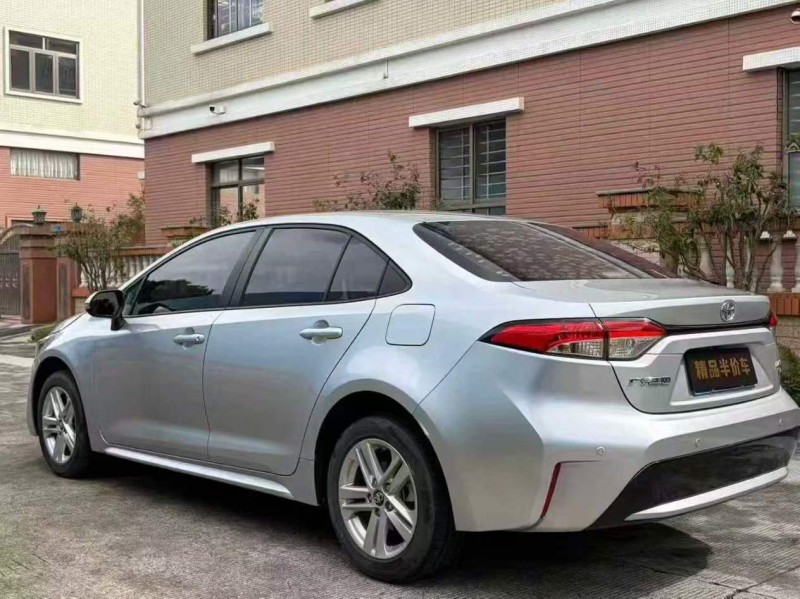 东莞23年丰田雷凌7